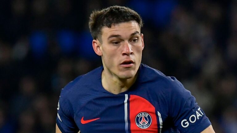 Manuel Ugarte transfer: Manchester United agree deal worth up to £50.7m with Paris Saint-Germain